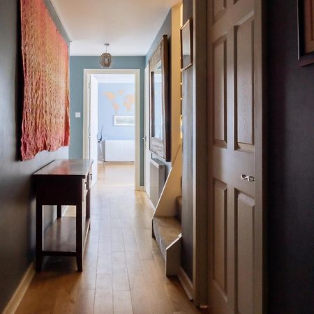 Stylish 3 Bedroom Apartment Near Hollyrood Park EDI Buitenkant foto